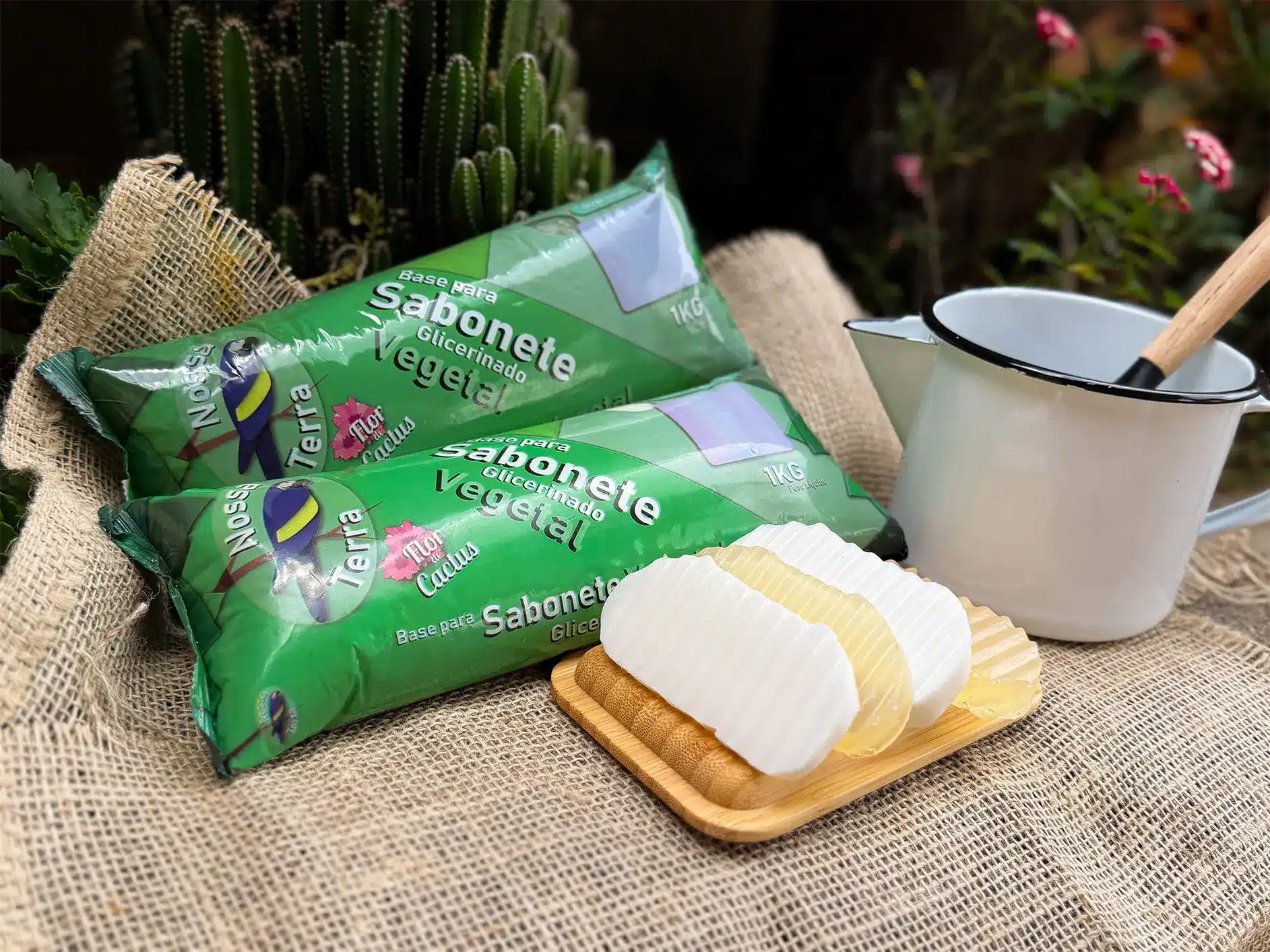 Base glicerinada vegetal Nossa Terra 1kg para sabonete artesanal